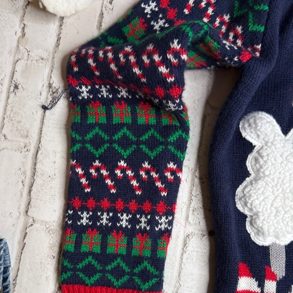 Fleece Navidad Christmas Sweater - Picture 4 of 7